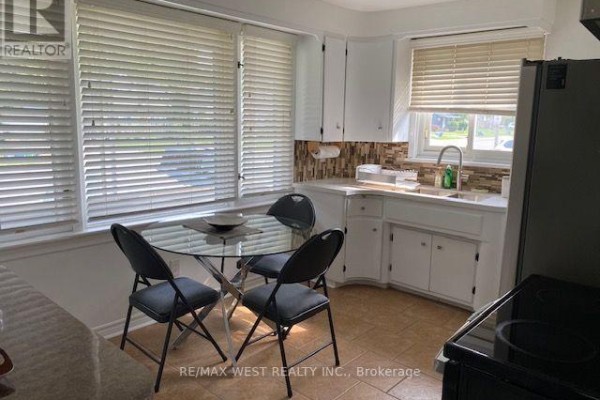 Upper - 6722 Dunn Street, Niagara Falls, ON L2G2R1 Photo 5