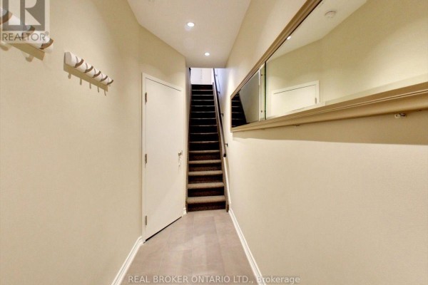 Den - Upper - 68 Redwood Avenue, Toronto, ON M4L2S6 Photo 3