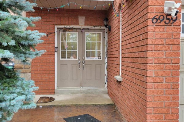 Upper - 6959 Tassel Crescent, Mississauga, ON, photo 2