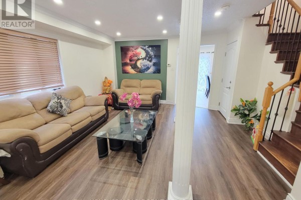 Upper - 6959 Tassel Crescent, Mississauga, ON L5W1G9 Photo 4