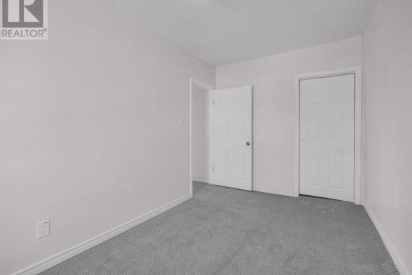 Bathroom - Upper - 7 Maitland Street, Thorold, ON L2V3A4 Photo 4