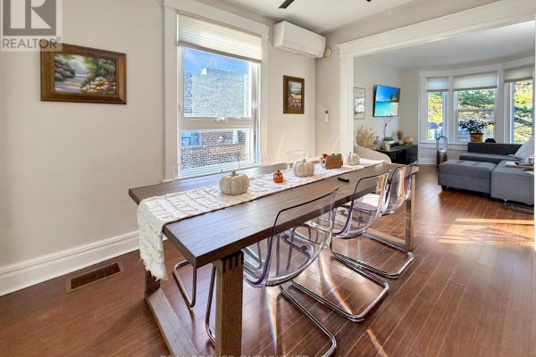Upper - 79 Blantyre Avenue, Toronto, ON M1N2R6 Photo 4