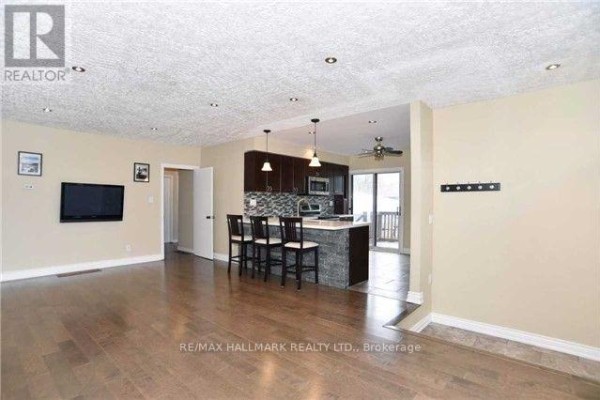 Bedroom 3 - #upper - 94 Hurley Road, Ajax, ON L1S1N6 Photo 5