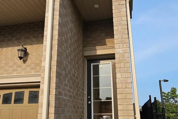 Upper - 9430 Bayview Avenue, Richmond Hill, ON L4C5G9 Photo 2