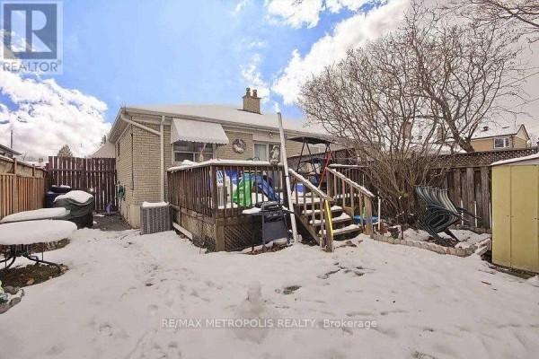Upper - 99 Overture Road, Toronto, ON M1E2W3 Photo 3