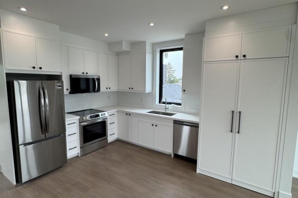 Bedroom - Upper - 99 Ypres Road, Toronto, ON M6M3X2 Photo 5