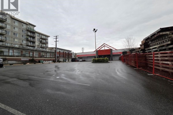 Upper 22345 North Avenue, Maple Ridge, BC, photo 3