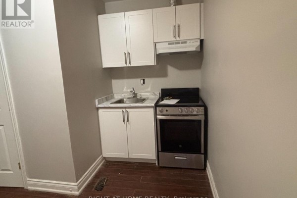 Upper A - 507 Oakwood Avenue, Toronto, ON M6E2W9 Photo 3