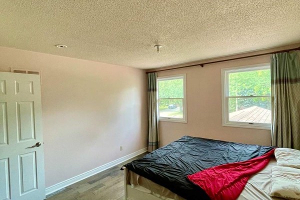 Bathroom - Upper Floor Room A - 3371 Cider Mill Place, Mississauga, ON L5L3H6 Photo 3
