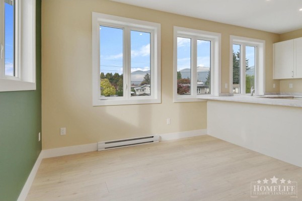 Upper House 10340 Beverley Drive, Fairfield Island, Chilliwack, BC V2P6B1 Photo 4