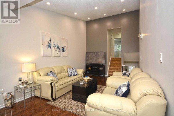 Bedroom 2 - Upper Level - 2073 South Millway Avenue, Mississauga, ON L5L1R4 Photo 5
