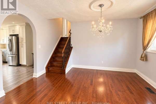 Upper Level - 237 Lawnhurst Court, Hamilton, ON L8V4R4 Photo 4
