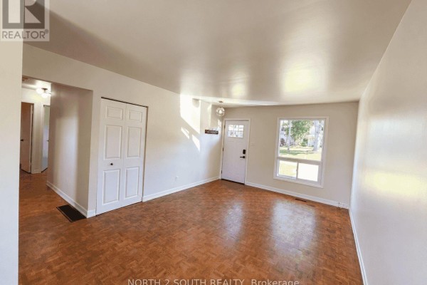 Other - Upper Level - 242 Jeanne Street, Midland, ON L4R2J3 Photo 3