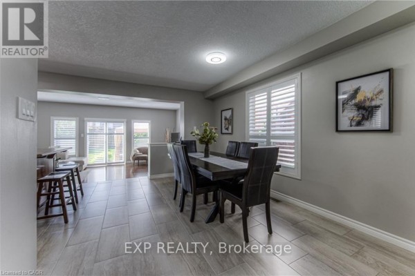 Upper Level - 308 Colton Circle, Kitchener, ON N2A4K1 Photo 5