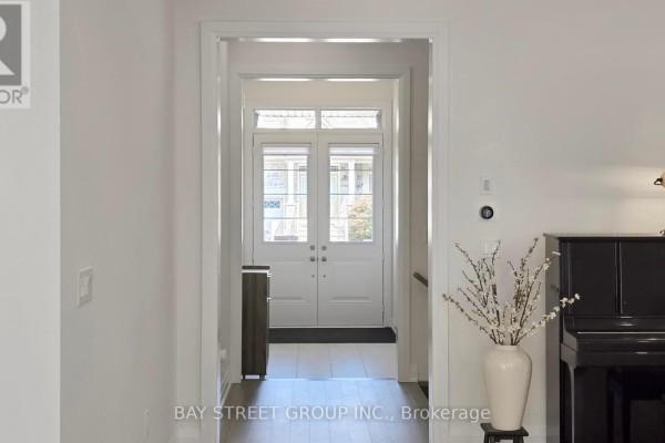 Upper Two Bedrooms  - 97 Halldorson Avenue, Aurora, ON L4G0C5 Photo 2