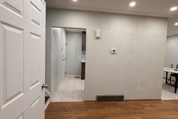 Upper Unit - 139 Macgregor Crescent, Waterloo, ON N2J3X2 Photo 5