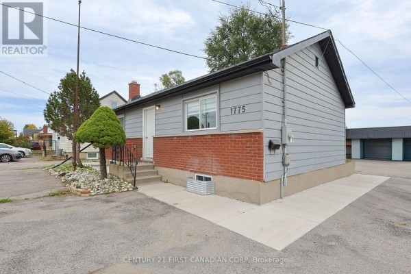 Upper Unit - 1775 Oxford Street E, London East, ON, photo 2