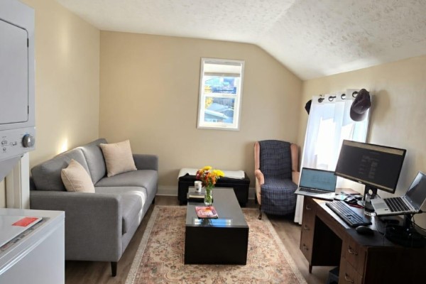 Den - Upper Unit - 309 Cedar Street N, Timmins, ON P4N6J7 Photo 4