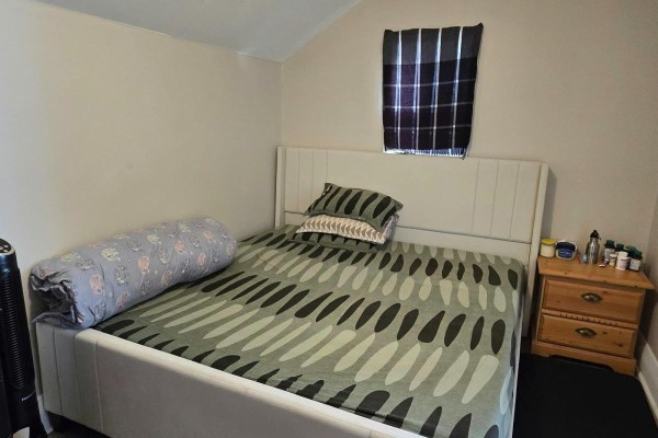 Upper Unit - 309 Cedar Street N, Timmins, ON P4N6J7 Photo 5