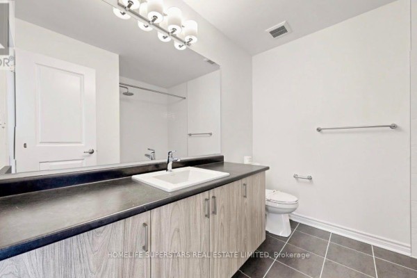 Upper Unit - 96 Fieldfare Road, Brampton, ON L7A0B8 Photo 2