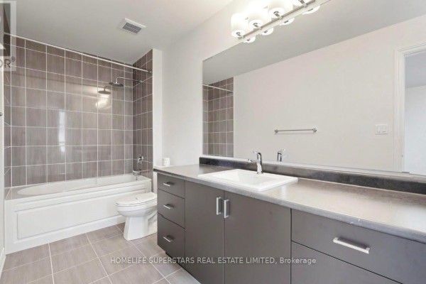 Upper Unit - 96 Fieldfare Road, Brampton, ON L7A0B8 Photo 3