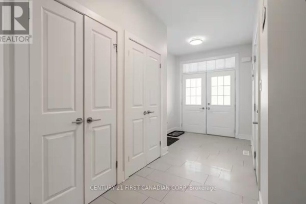 Upper#11 - 2619 Sheffield Boulevard, London South, ON, photo 3