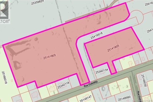 Detailed map of vacant lot with property lines marked in pink, adjacent streets labeled. - Vacant Lot Cunard, Richibucto