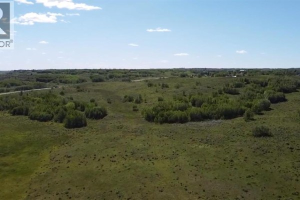 W-5.r-3,t-26,s-22, Q-se,, W-5.r-3,t-26,s-22, Q-sw Lochend Road Nw, Rural Rocky View County, AB T4C2B3 Photo 5