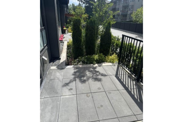 W111 13838 108 Avenue, Surrey, BC, photo 2