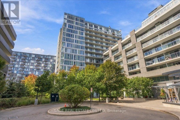 W204 - 565 Wilson Avenue, Toronto
