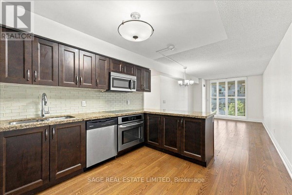 W204 - 565 Wilson Avenue, Toronto, ON M3H0C6 Photo 4