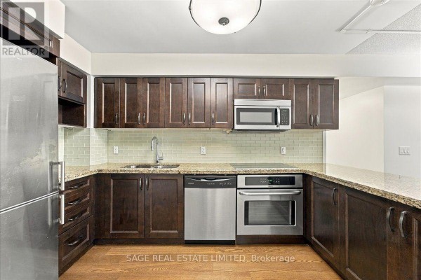 W204 - 565 Wilson Avenue, Toronto, ON M3H0C6 Photo 5