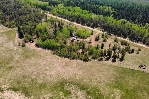 W4 Rr 23 Twp 59 Sec 15 Ne, Rural Thorhild County, AB T0A3J0 Photo 2