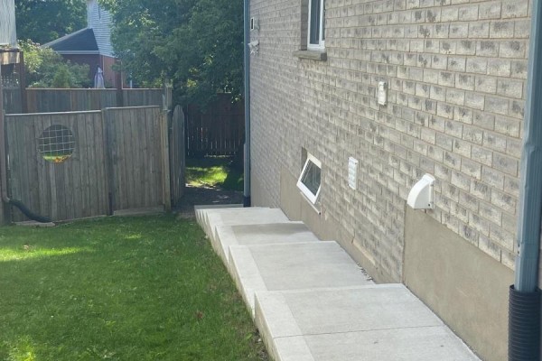 Walkout Basement - 46 Tradewinds Place, Kitchener, ON, photo 2