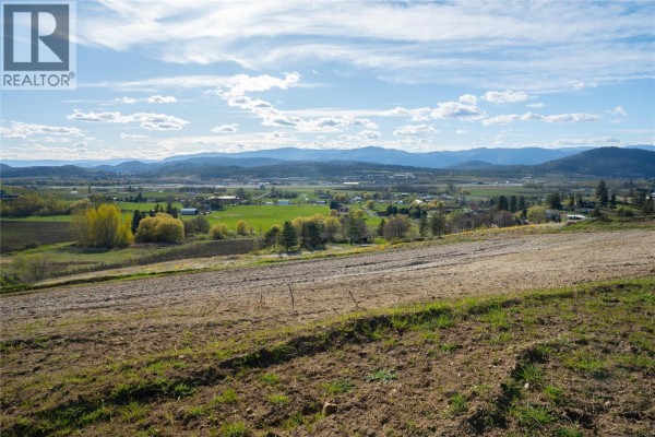 5152 Whitetail Drive, Kelowna, BC V1X7V7 Photo 5