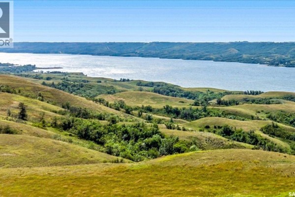 X Kitchen Road, Buffalo Pound Lake, SK, photo 2